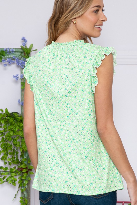 Plus Floral Sleeveless Ruffle Pleated Top