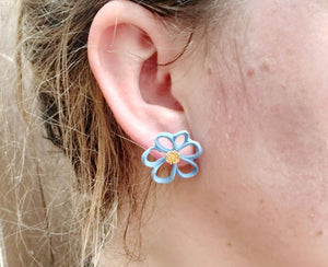 Sterling Silver Needle Daisy Stud Earrings