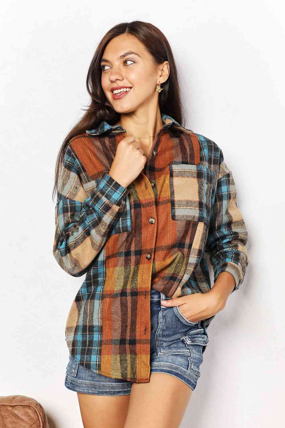 Plaid Curved Hem Shirt Jacket with Pockets