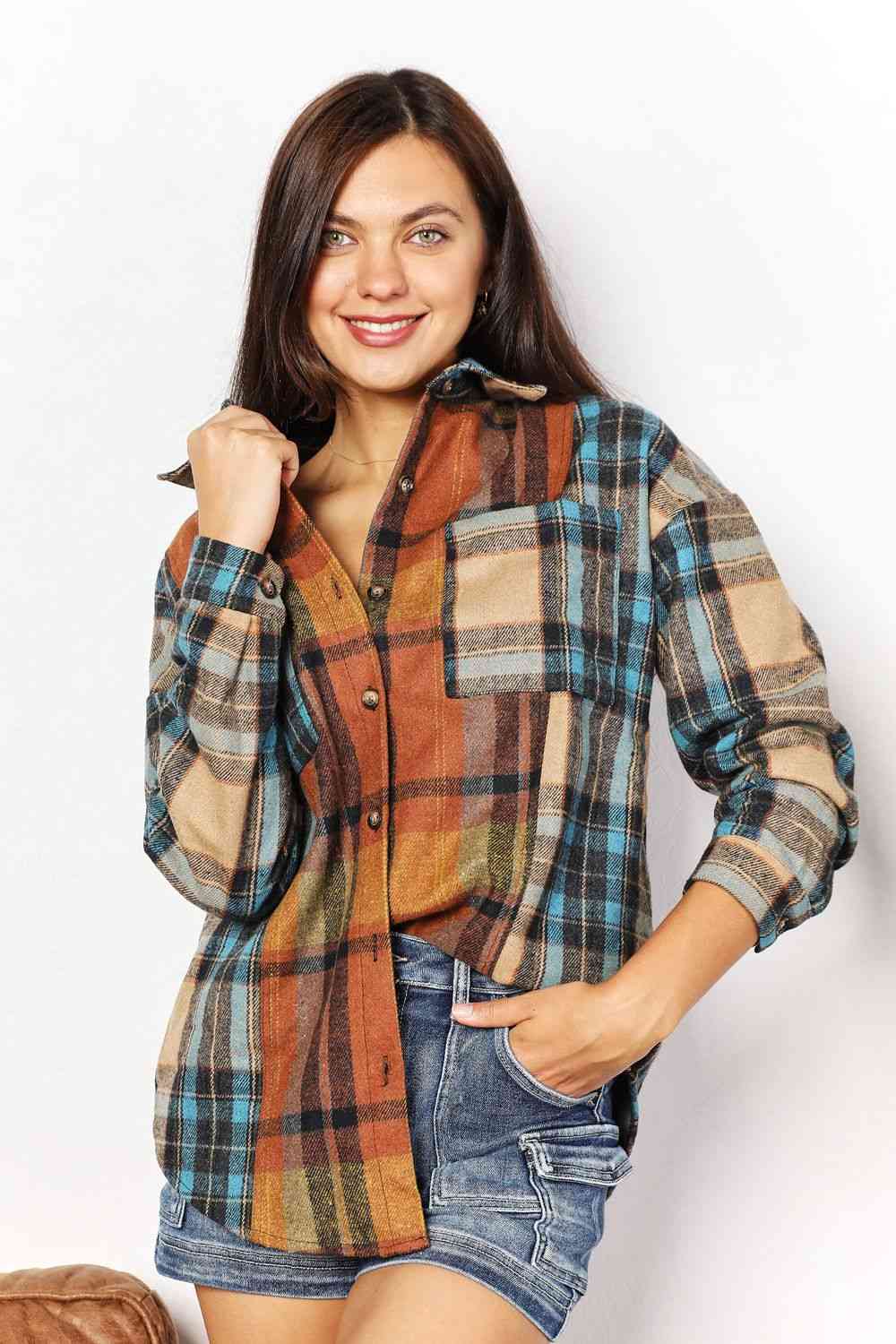 Plaid Curved Hem Shirt Jacket with Pockets