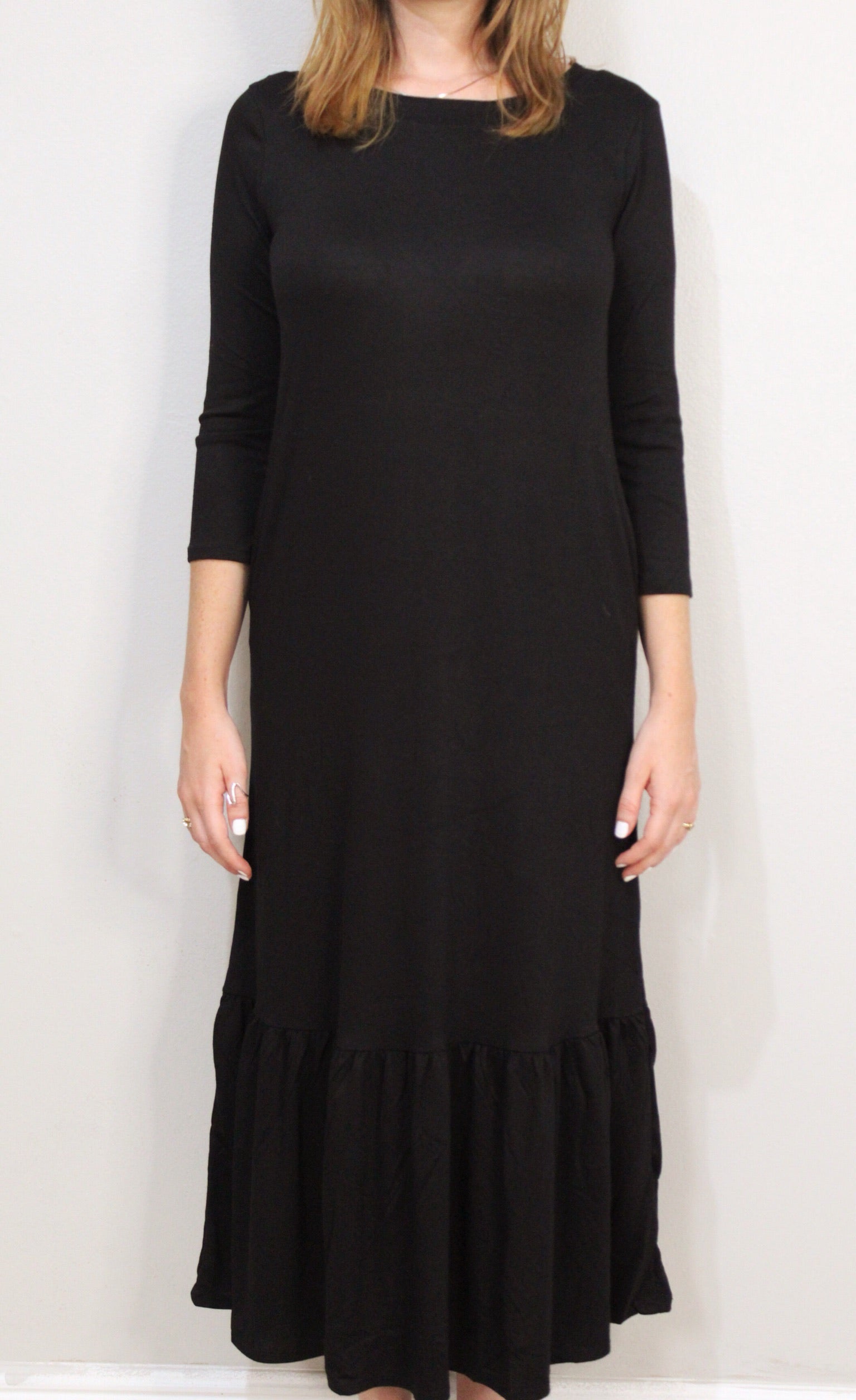 'Keeping it Cozy' Ruffle Hem Maxi Dress - BLACK + MUSTARD
